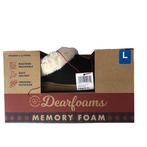 NWT Women’s Black Dearfoams Memory Foam Clog Slippers